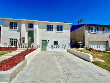 Main picture of 5012 Yellow Rose Ct