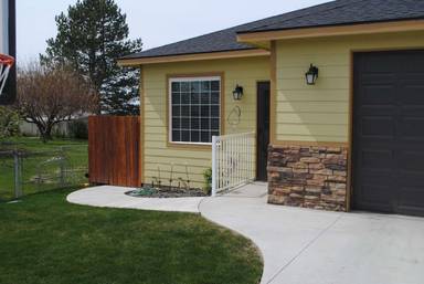 Main picture of 256 Viewmont Dr SE