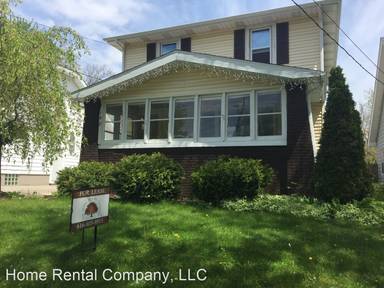 Main picture of 148 Baynton Ave NE