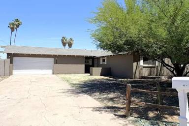 Main picture of 5932 W Pasadena Ave