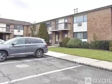 Main picture of 634 Cricket Ln
