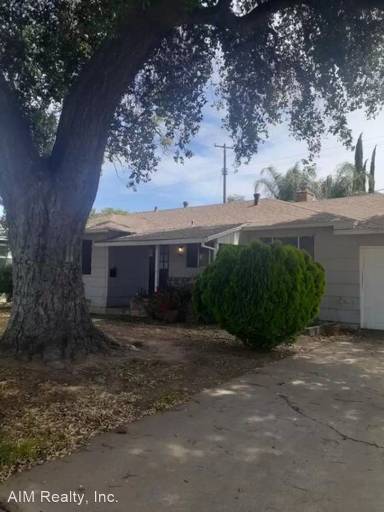 Main picture of 2671 Benny Way