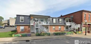 Main picture of 109 N Sale St