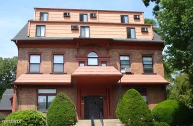 Main picture of 420 S Graham St