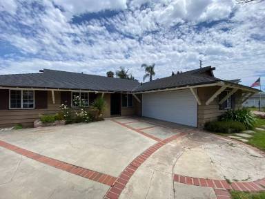 Main picture of 2262 Fordham Dr