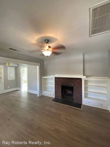 Main picture of 1114 Avon Pl