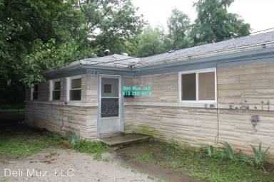Main picture of 1170 S Lombard Ave