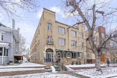 Main picture of 1050 N Pearl St