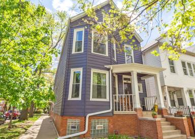 Main picture of 2945 N Ridgeway Ave