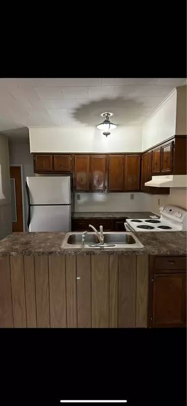 Main picture of 361 Warren Ave