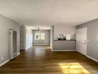 Main picture of 2166 Chestnut Ave