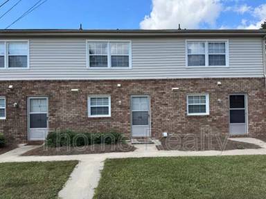 Main picture of Colonial Apartments