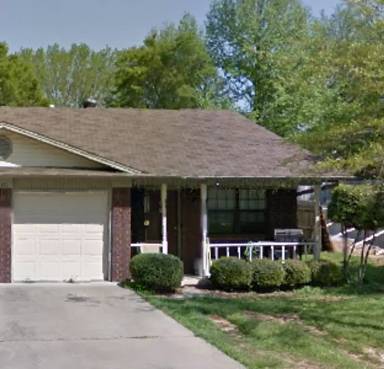 Main picture of 3320 N Detroit Ave