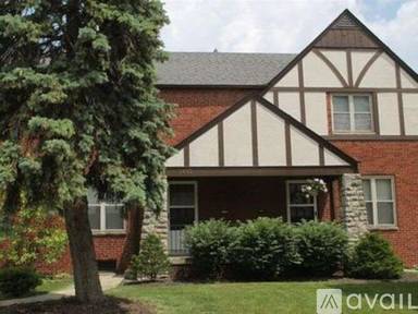 Main picture of 1426 W 6th Ave