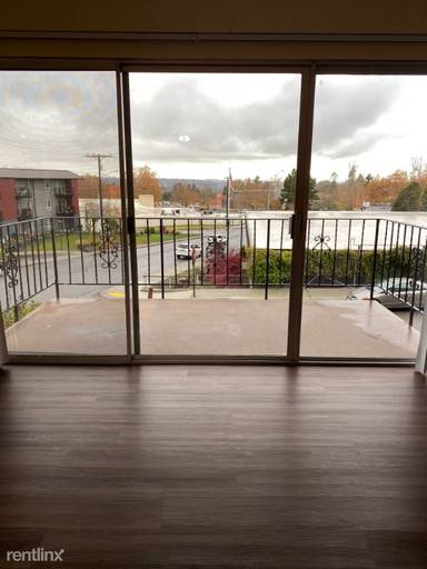 Main picture of Renton Ridge Condominium