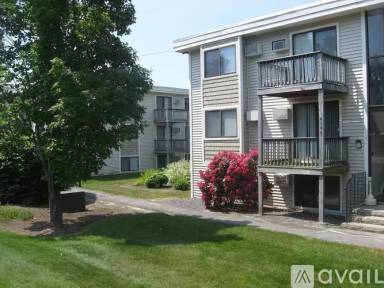 Main picture of 326 Auburn St