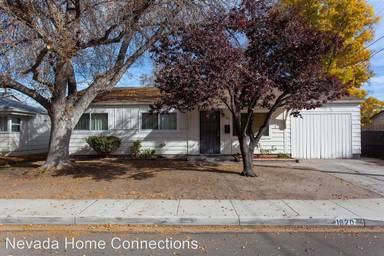 Main picture of 1920 3rd St