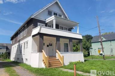 Main picture of 4500 S Salina St