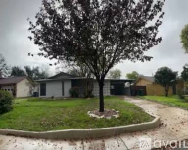 Main picture of 3606 Versailles Dr