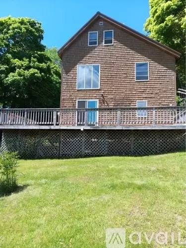 Main picture of 11 Sullivan St