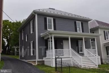 Main picture of 5899 Gospel St