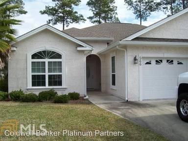 Main picture of 558 Eagle Blvd