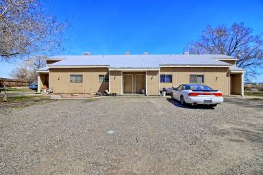 Main picture of 560 N Sparn Ct