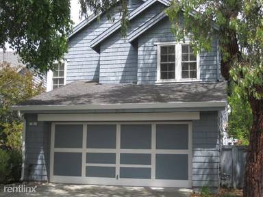 Main picture of 18 Waterside Cir