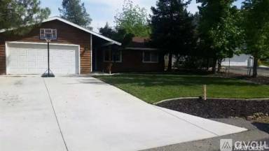 Main picture of 24383 Camelia Way