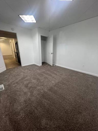Main picture of 287 2nd Ave