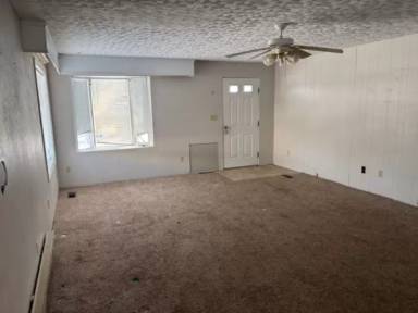 Main picture of 38 10th Ave SE