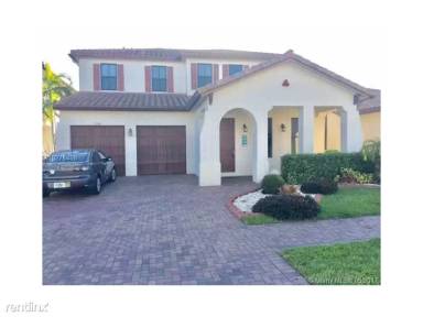 Main picture of 3240 NW 84th Way