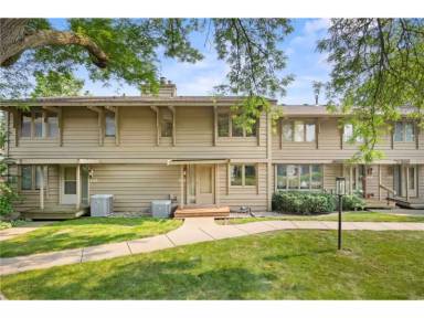 Main picture of 10329 Scarborough Rd