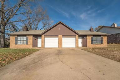 Main picture of 2409 W Magnolia St