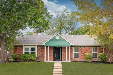 Main picture of 255 Barclay Ave