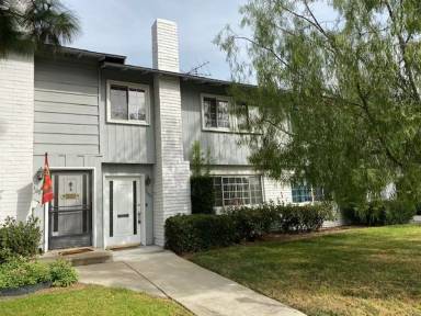 Main picture of 3005 Madison Ave