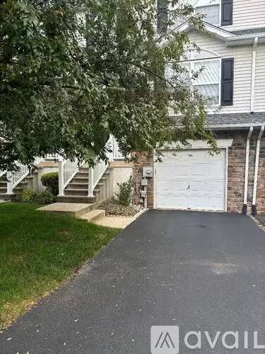 Main picture of 420 Lynrose Ct