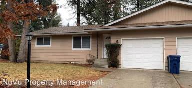 Main picture of 5225 N Pinegrove Ct