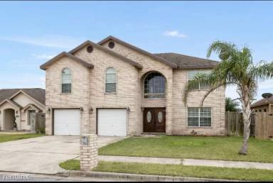 Main picture of 7562 Cedar Ave