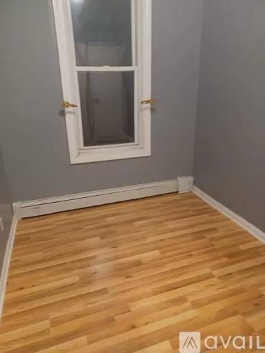 Main picture of 14520 Shore Ave