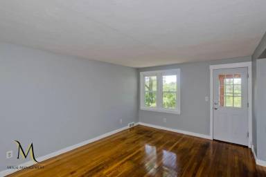 Main picture of 252 Arcadia Blvd
