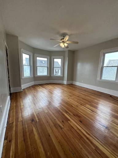 Main picture of 1049 County St
