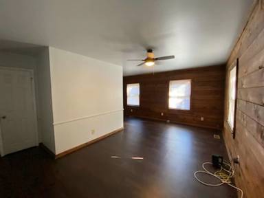 Main picture of 264 W Manchester Rd