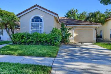 Main picture of 10253 Serene Meadow Dr N