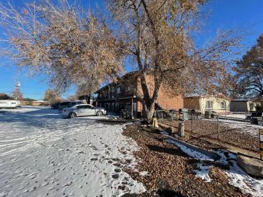 Main picture of 2362 Emporia St