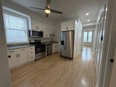 Main picture of 3414 W Schubert Ave