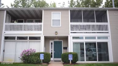 Main picture of 3101 Poplar Creek Dr SE