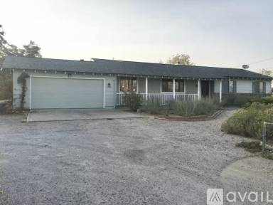Main picture of 12715 Red Rock Rd