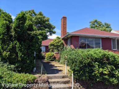 Main picture of 6115 NE Clackamas St