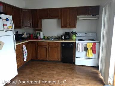 Main picture of 134 Hyland Ave